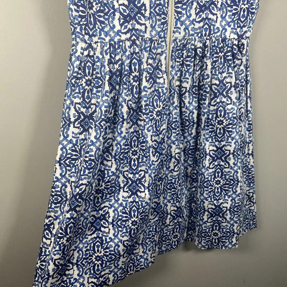 Milly Blue White Cotton Floral Sleeveless V-Neck Shift Dress Sz 10 Fit & Flare - Picture 9 of 15